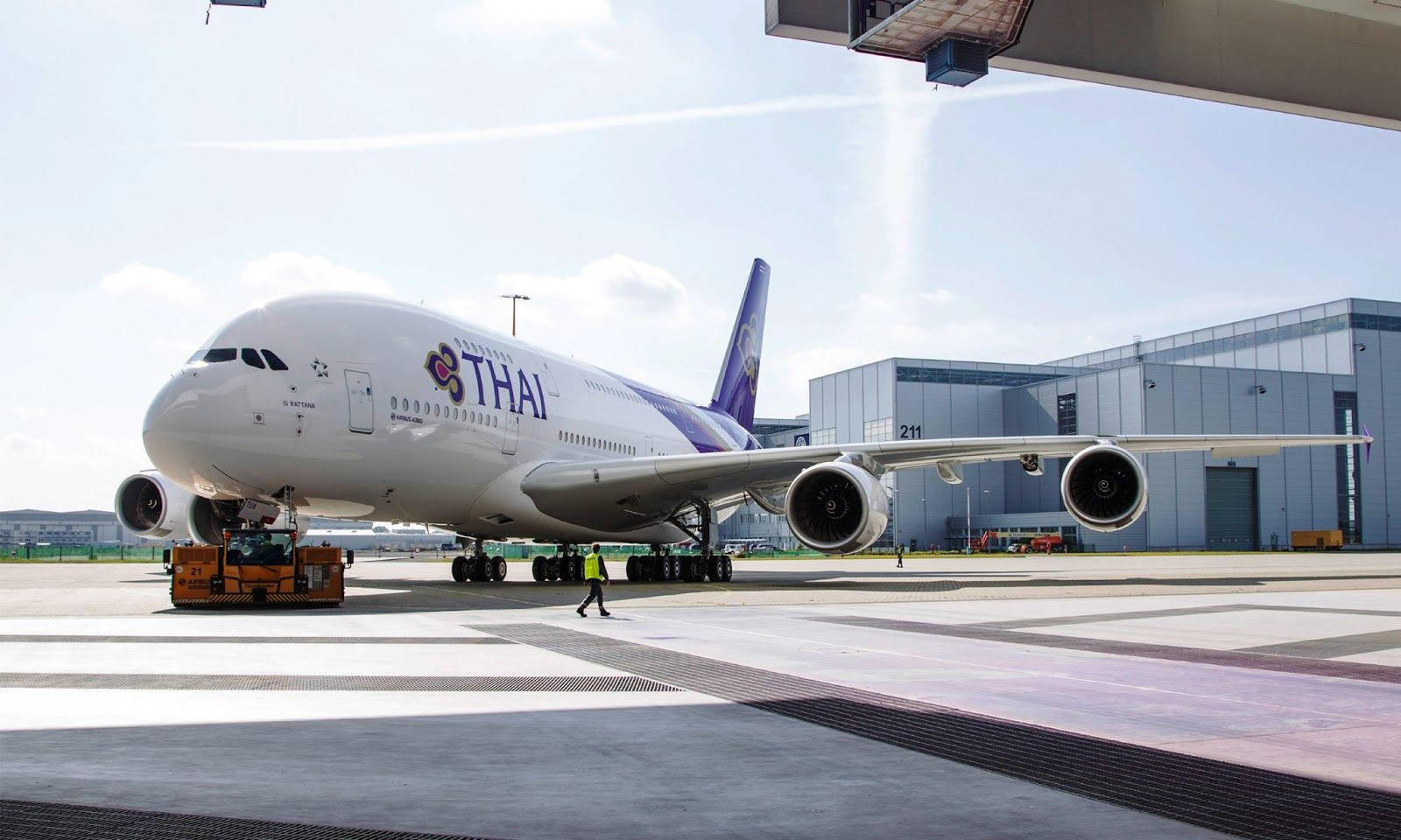 Thai Airways Airplane On Airport Wallpaper