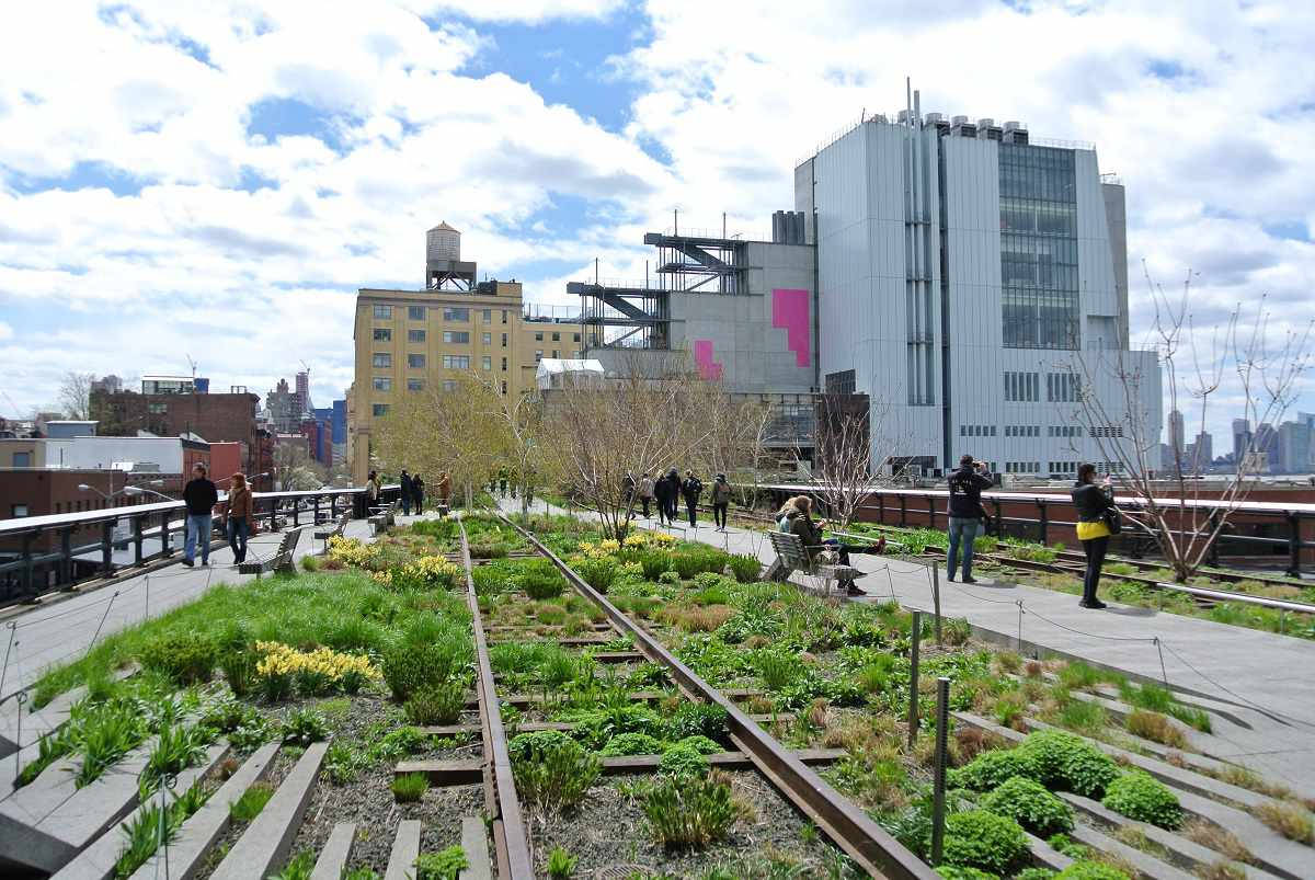 The High Line Cloudy Sky Wallpaper