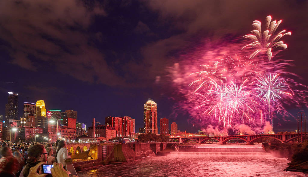 The Minneapolis Aquatennial Wallpaper