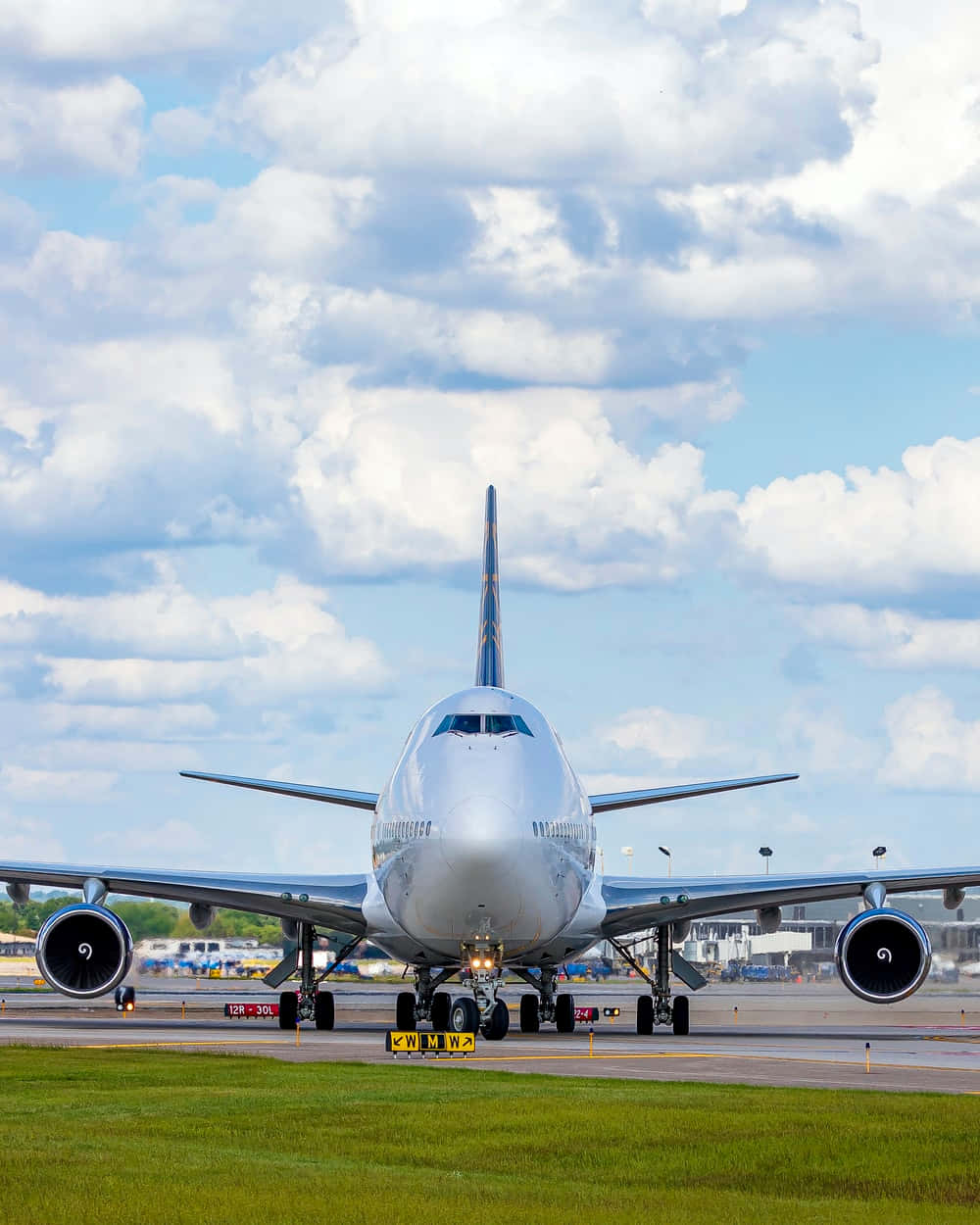 This Boeing 747 Airplane Is Flying High Wallpaper