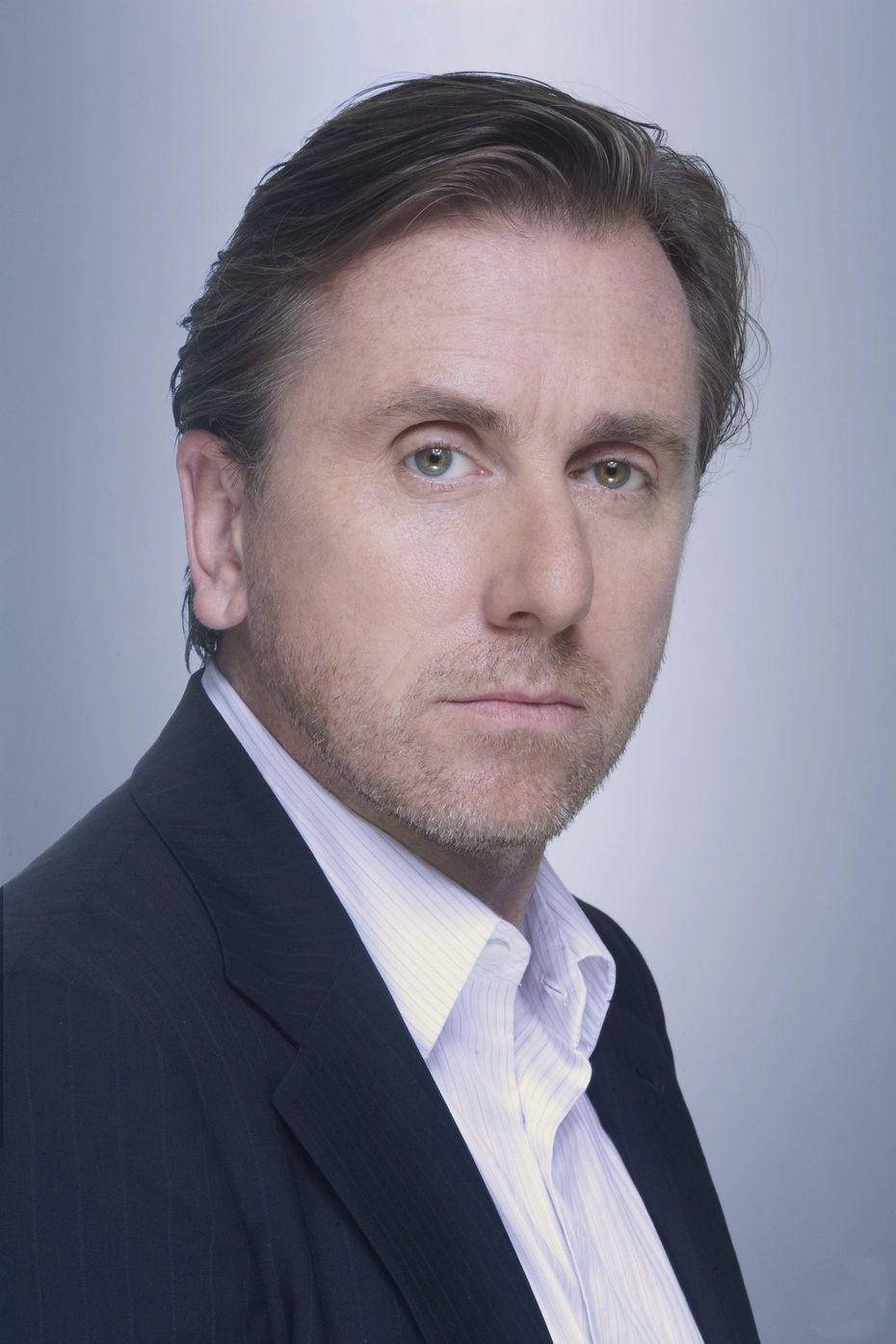 Tim Roth Formal Suit Portrait Wallpaper