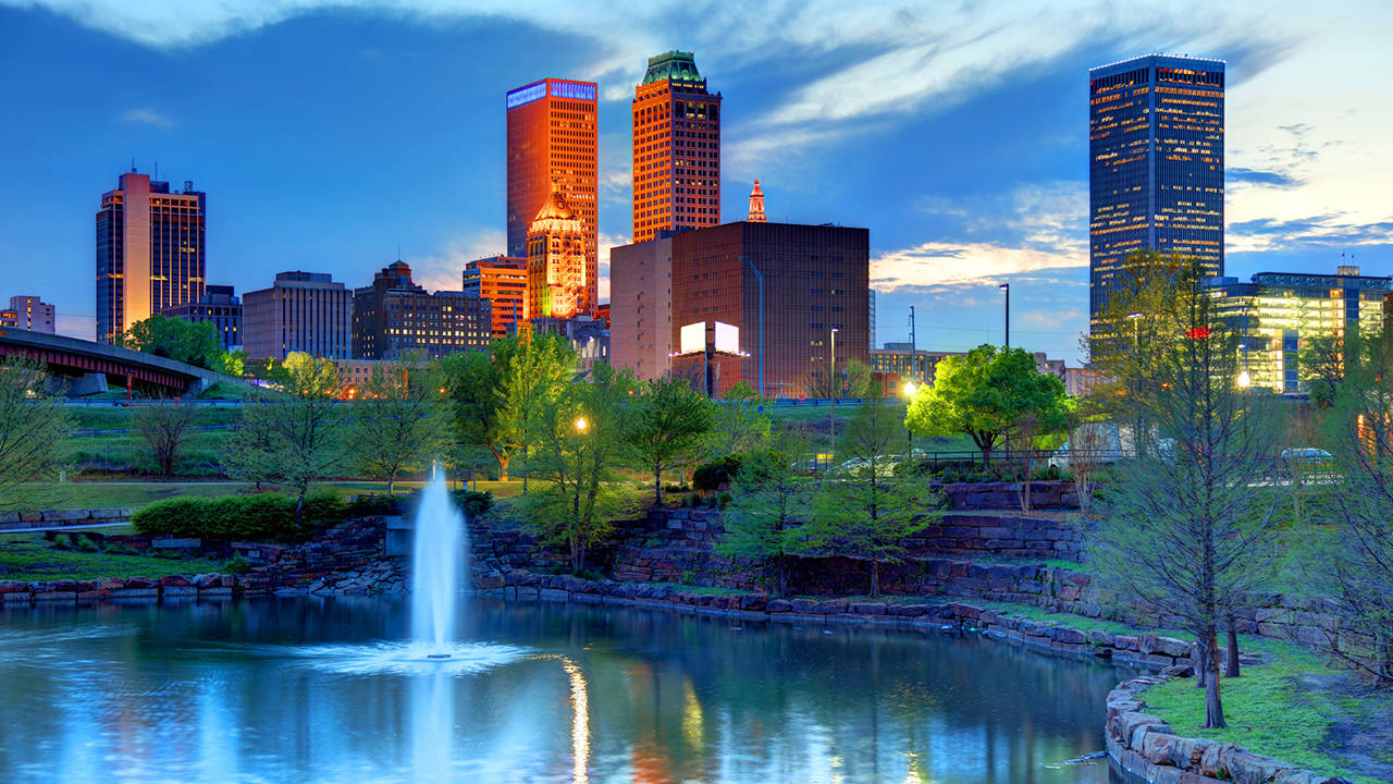 Tulsa, Oklahoma's Veterans Park Showcases The Beauty Of The City Wallpaper