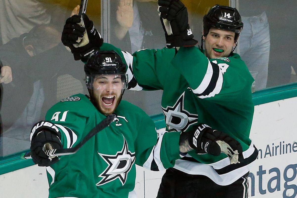 Tyler Seguin And Jamie Benn Dallas Vs. Buffalo Sabres Wallpaper