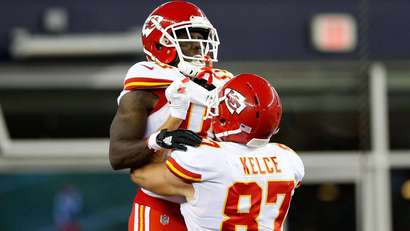 Tyreek Hill And Travis Kelce Wallpaper