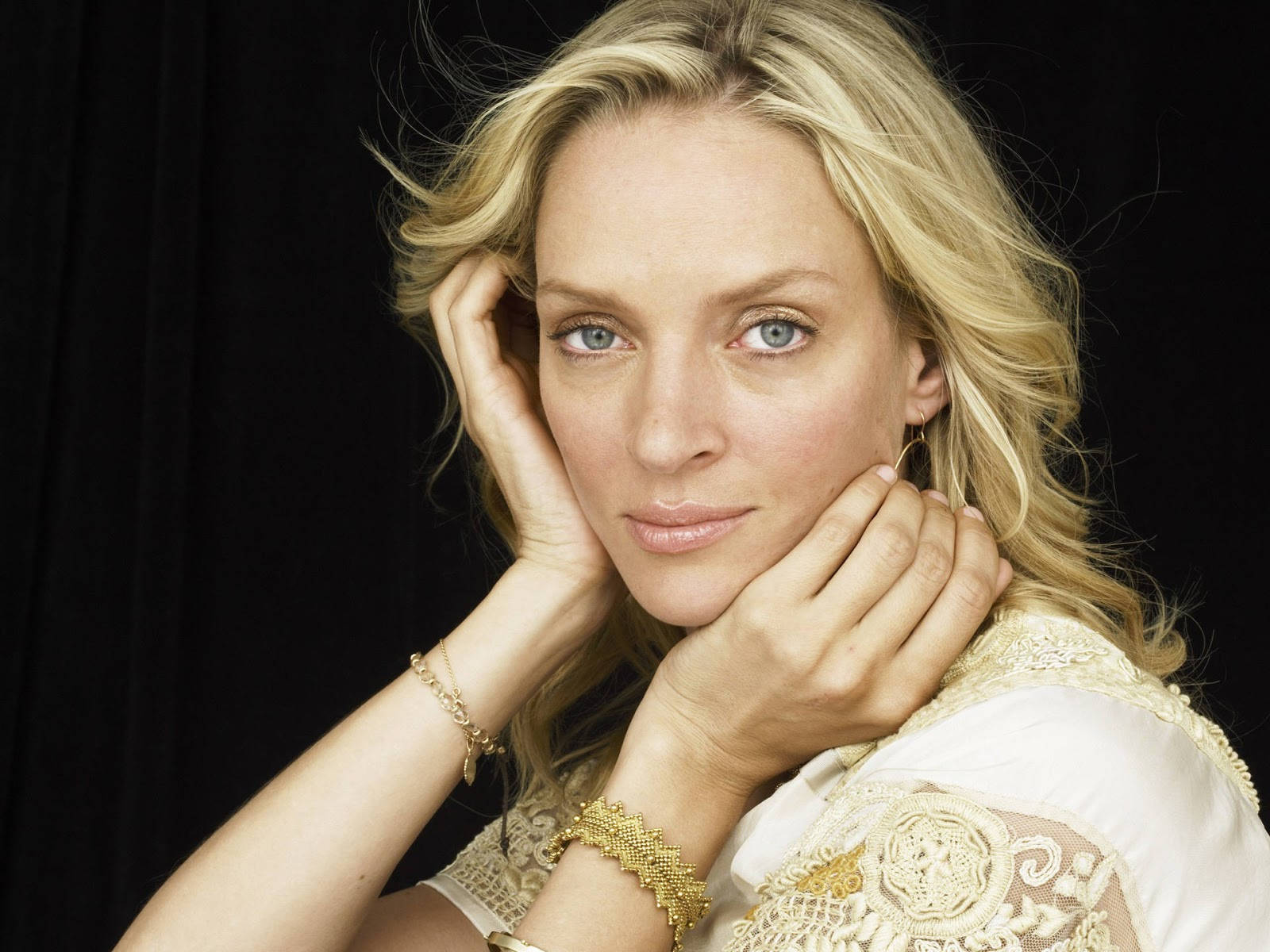 Uma Thurman Fresh Face Photoshoot Wallpaper