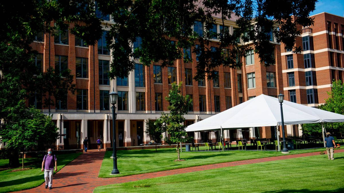 University Of North Carolina Chapel Hill Genetic Research Building Wallpaper