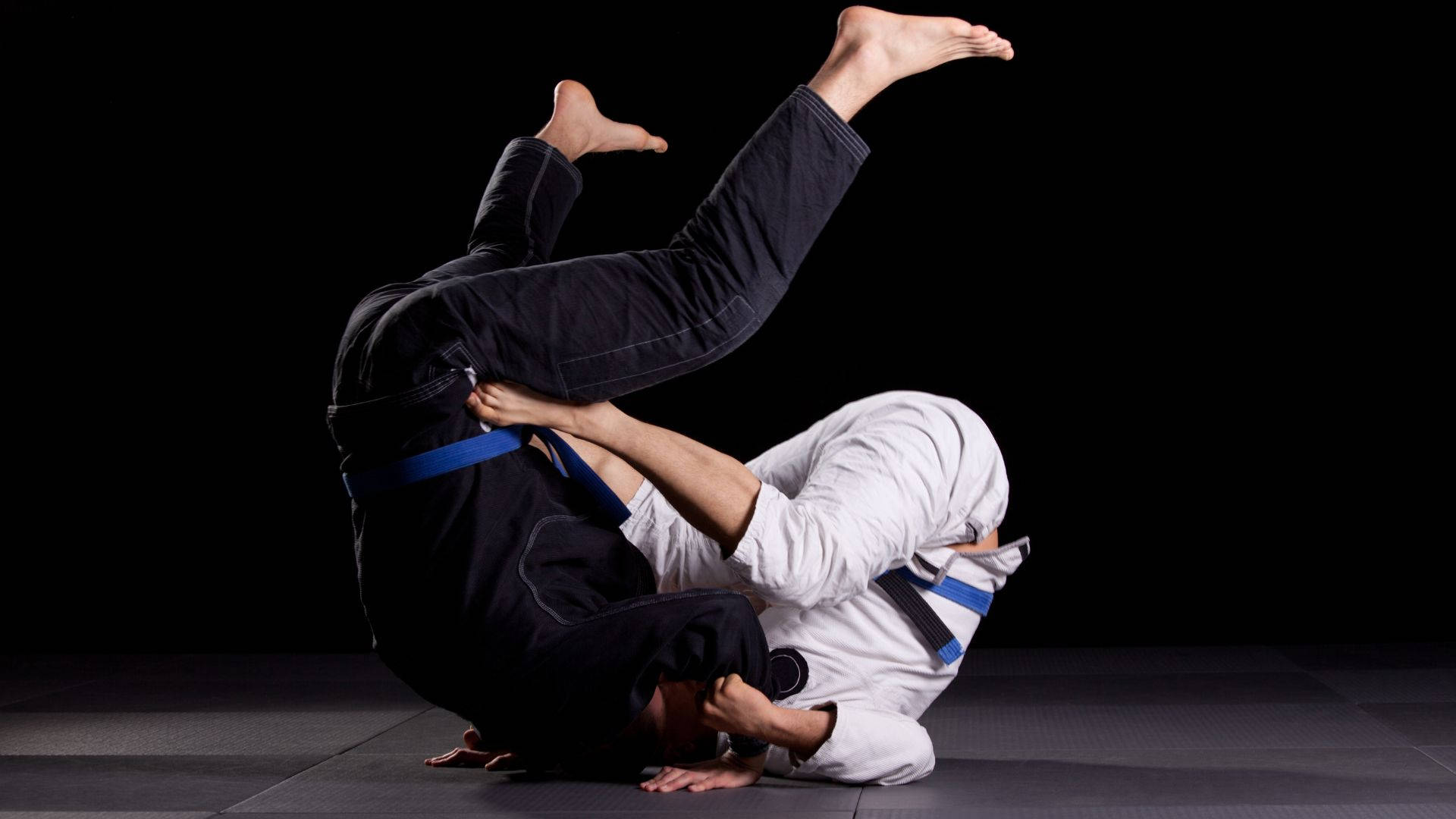 Unleashing Skills In Brazilian Jiu-jitsu Martial Arts Wallpaper