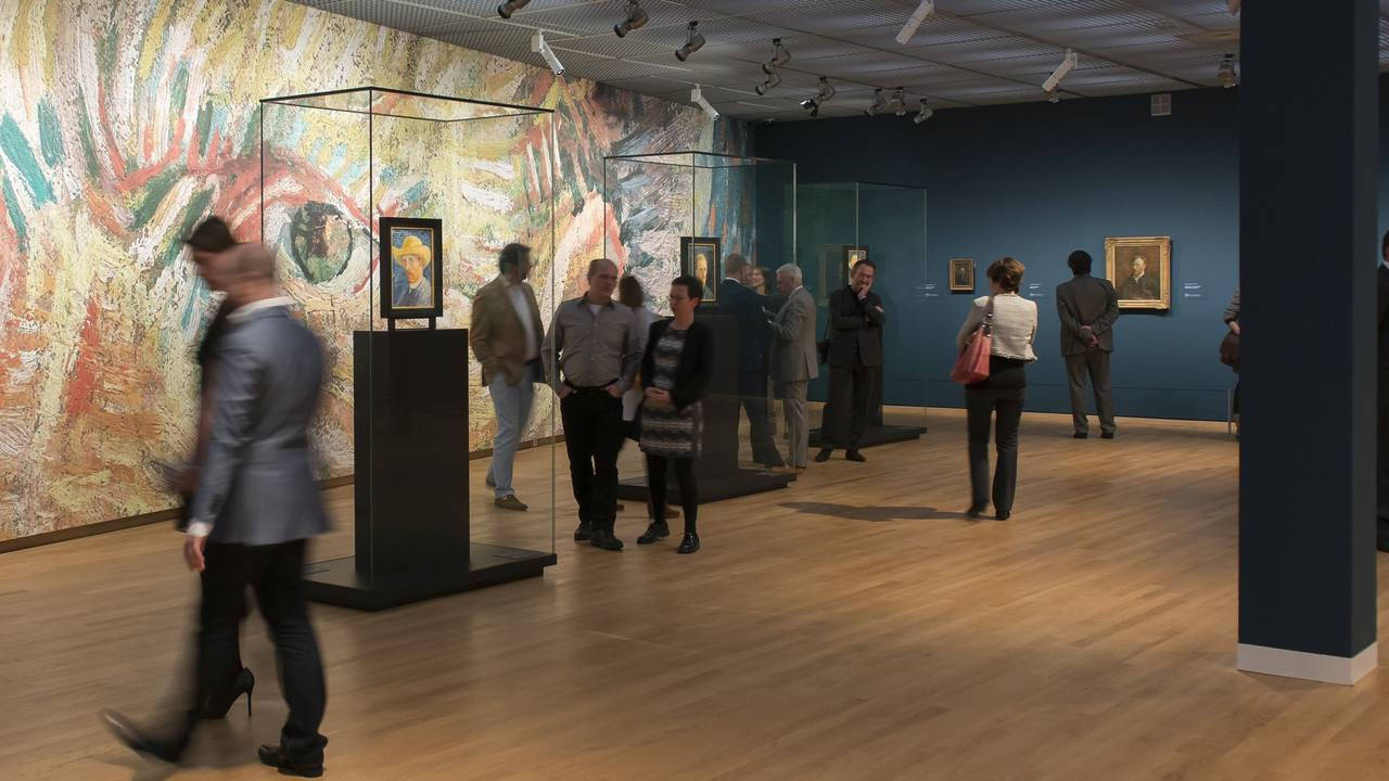 Van Gogh Museum Galleries Wallpaper