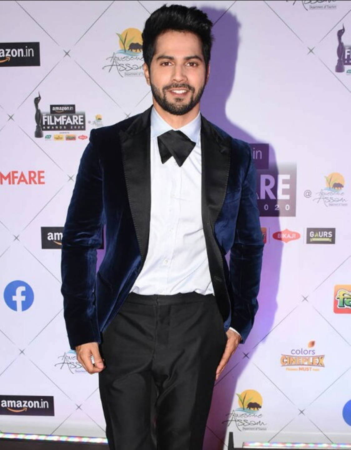 Varun Dhawan Filmfare Awards 2020 Wallpaper