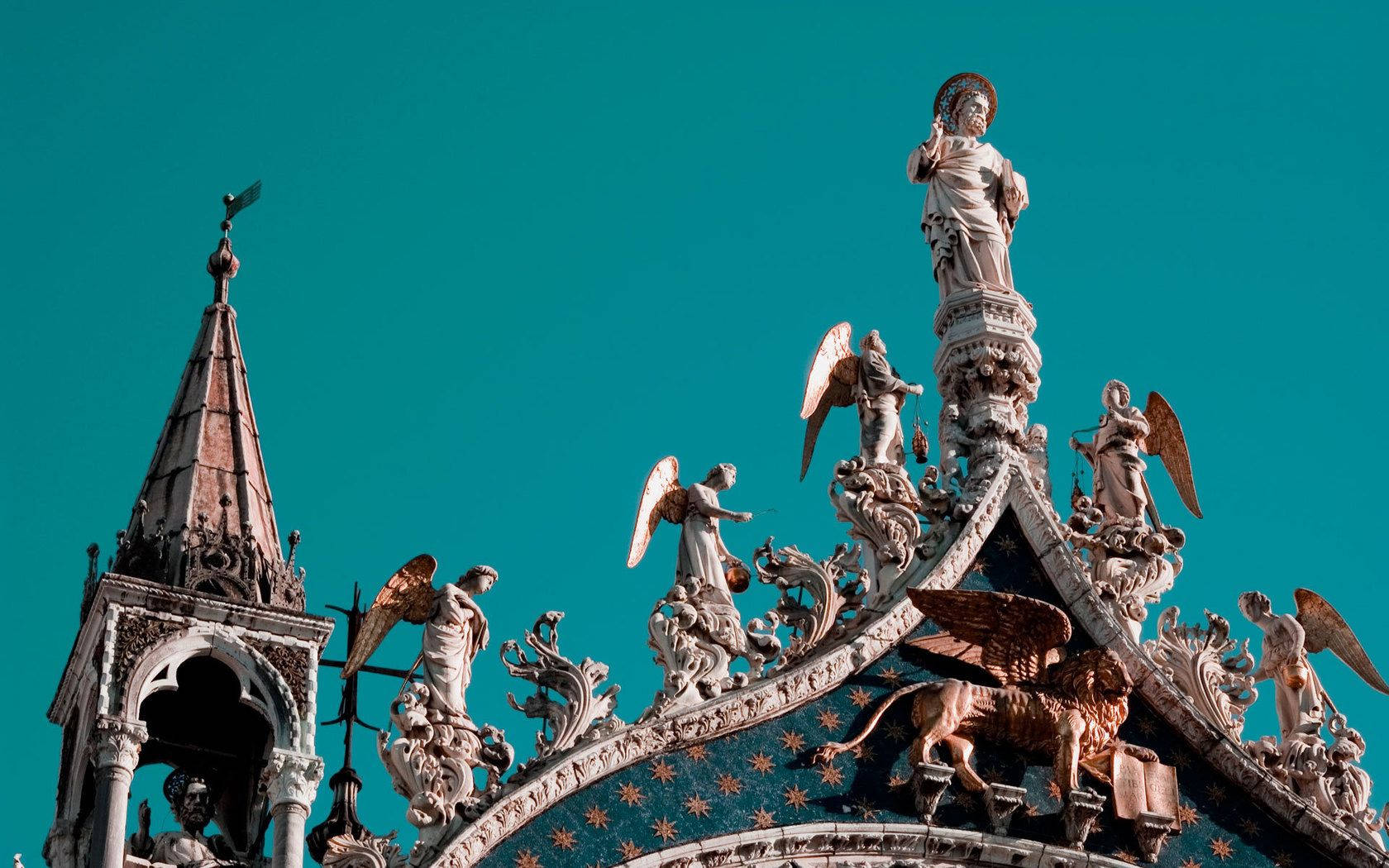 Venice, Statues, Roof, Architecture, Angels, Heaven Wallpaper