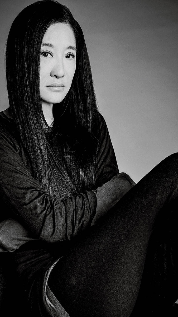 Vera Wang Black-and-white Photo Wallpaper