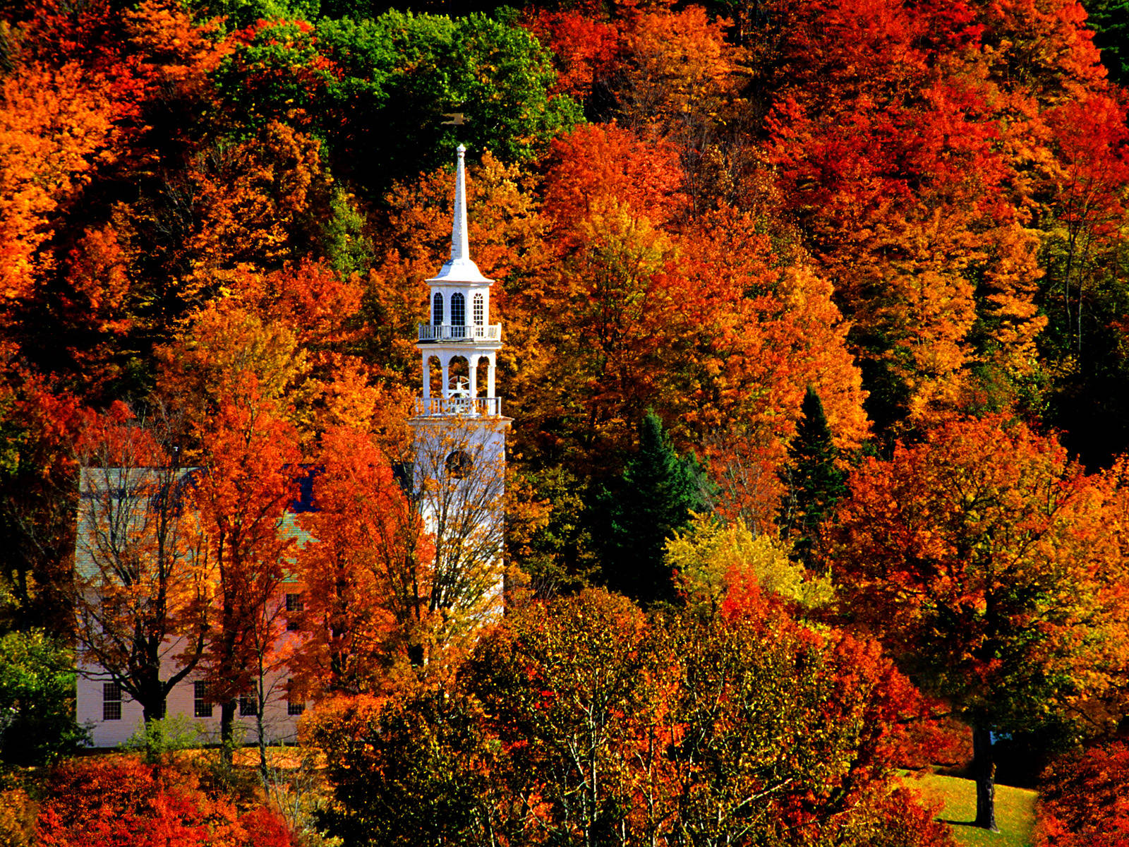 Vermont Strafford Town House Wallpaper