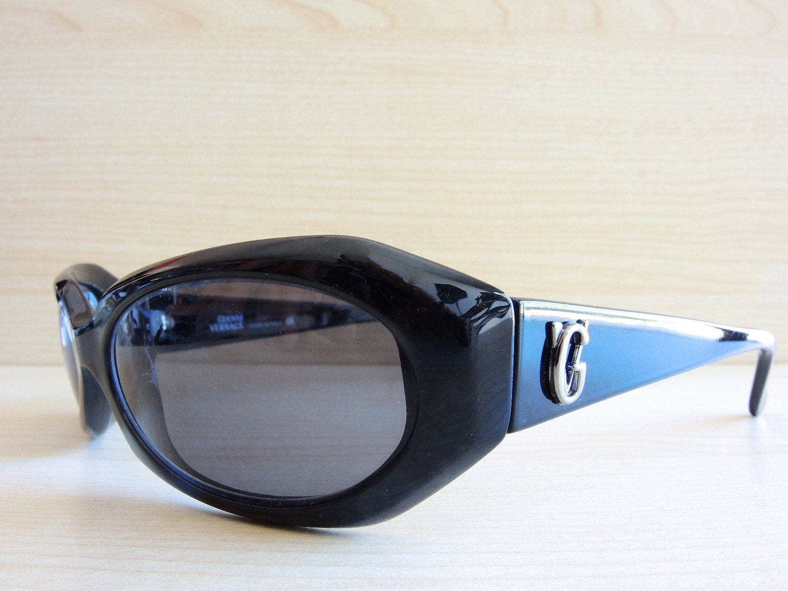 Versace Sunglasses 496 G Col 852 Wallpaper