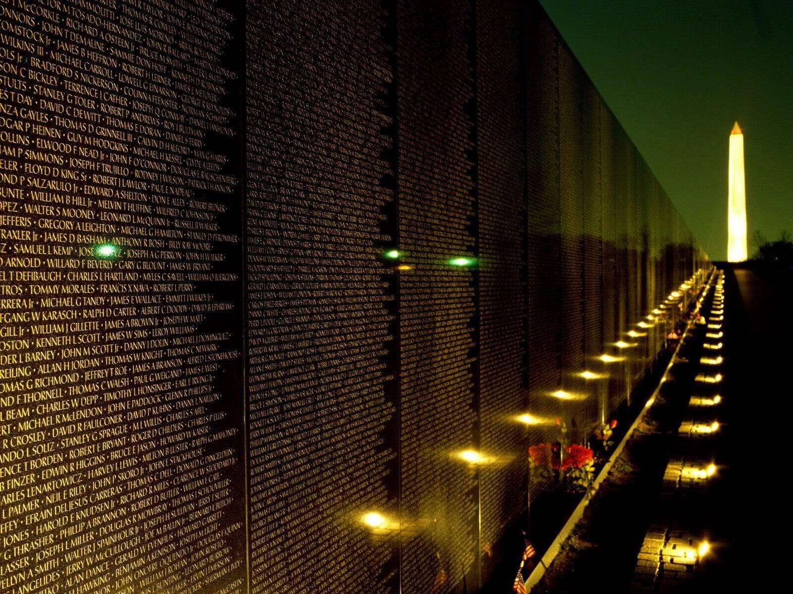 Vietnam Veterans Memorial Day At Night Wallpaper