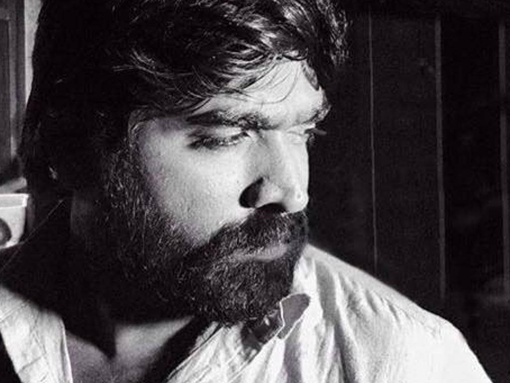 Vijay Sethupathi Profile Black And White Hd Wallpaper