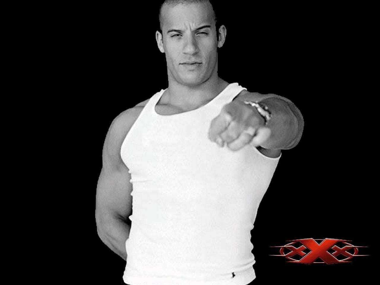 Vin Diesel White Grayscale Wallpaper