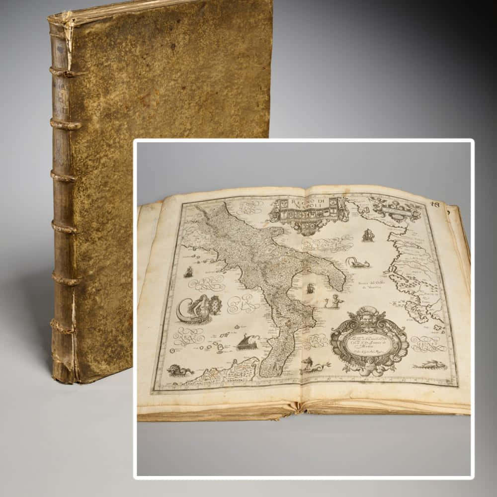 Vintage Mapin Antique Book Wallpaper