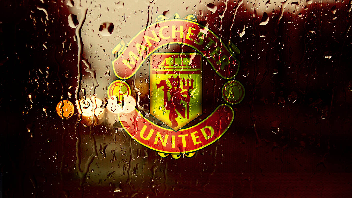 Wet Manchester United Poster Wallpaper