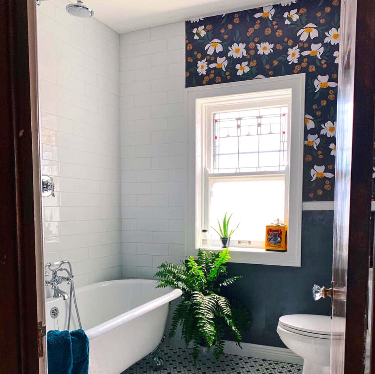 White Bathroom Flowery Patterned Walls Wallpaper