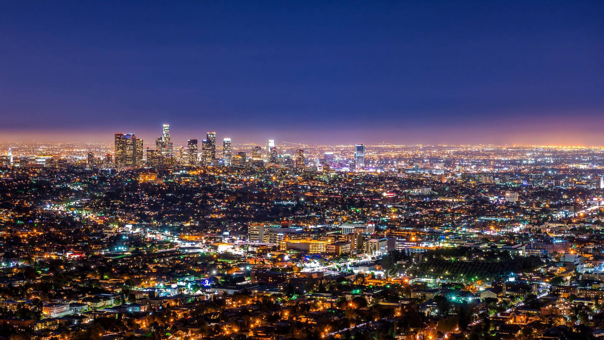 Wide View Los Angeles Skyline Wallpaper
