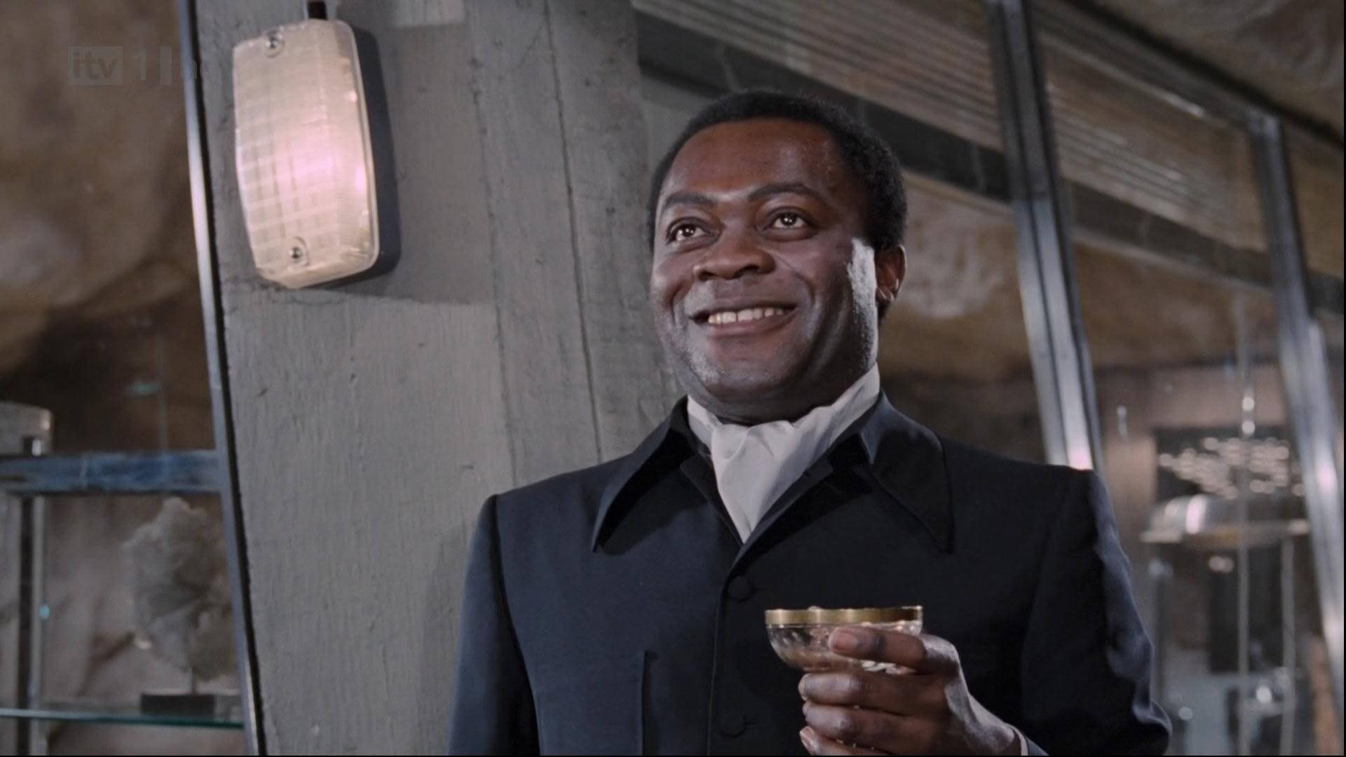 Yaphet Kotto As Bond Villain Wallpaper