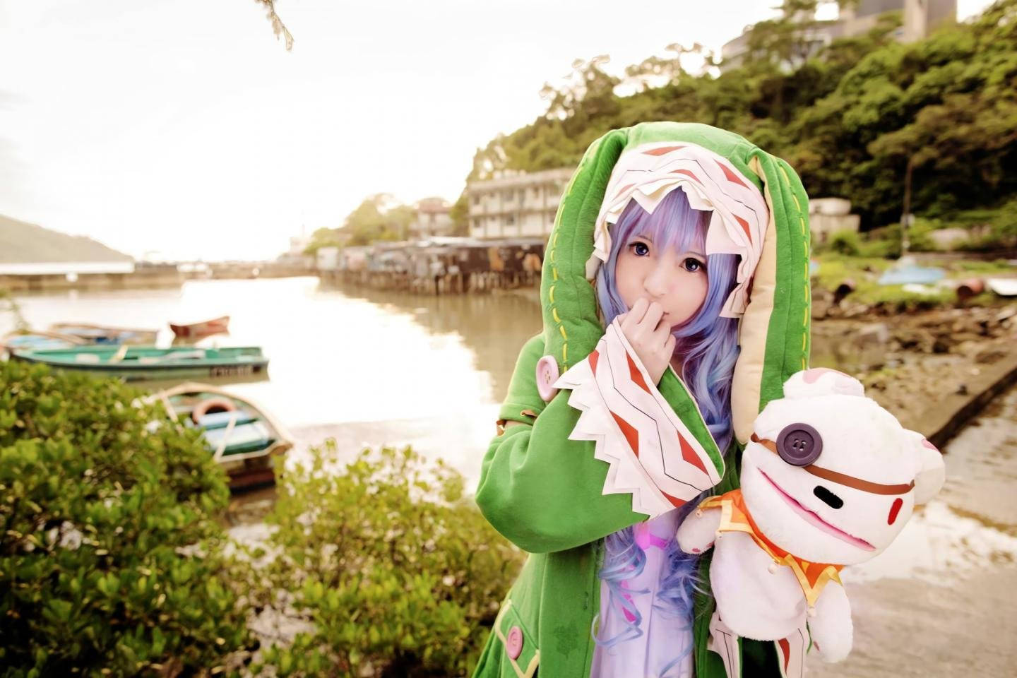 Yoshino Himekawa Cosplay Wallpaper