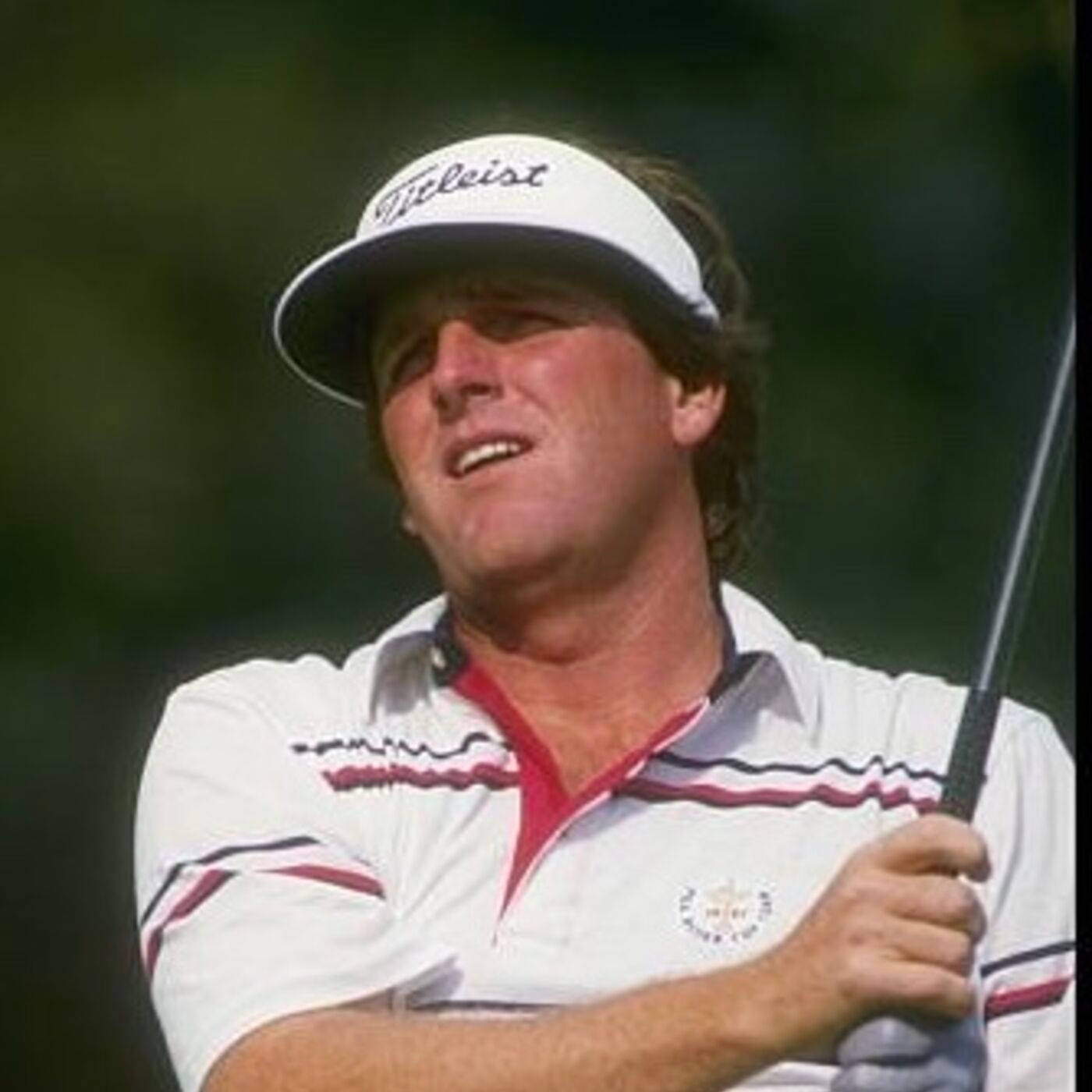 Young Mark Calcavecchia Golfing Wallpaper