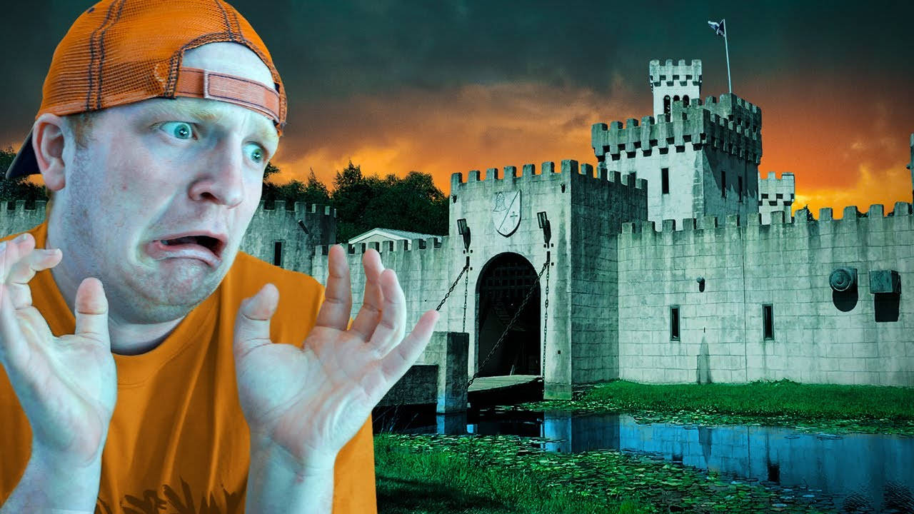 Youtuber Unspeakable With A Castle Wallpaper