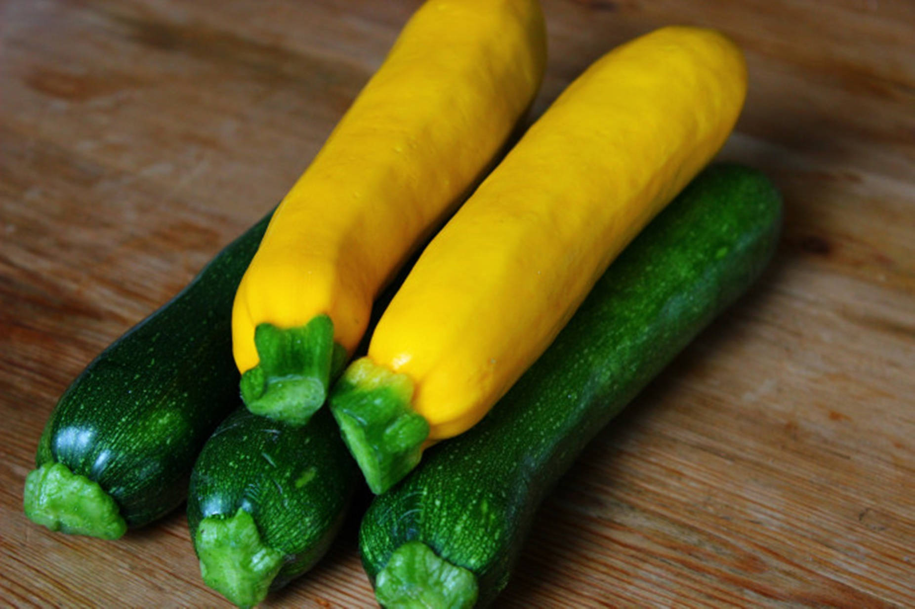 Zucchinis Yellow And Green Variety Wallpaper