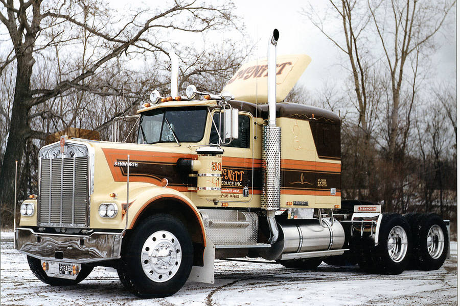 1961 Kenworth W900 Wallpaper