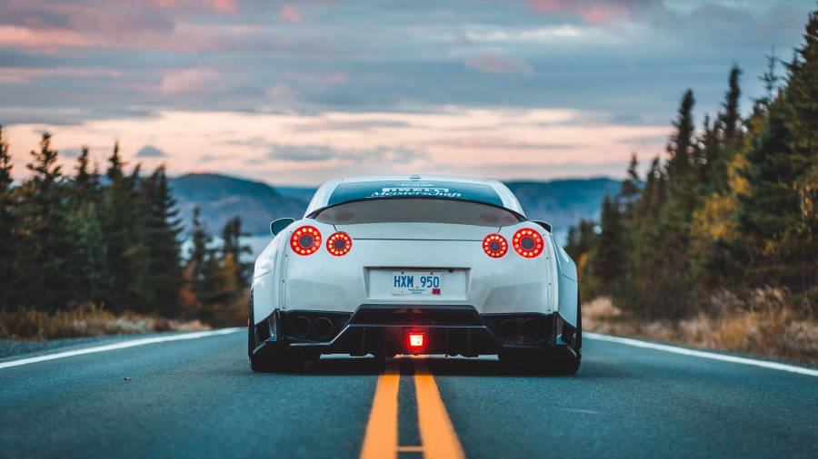 2560 X 1440 Car White Nissan Gt-r Wallpaper