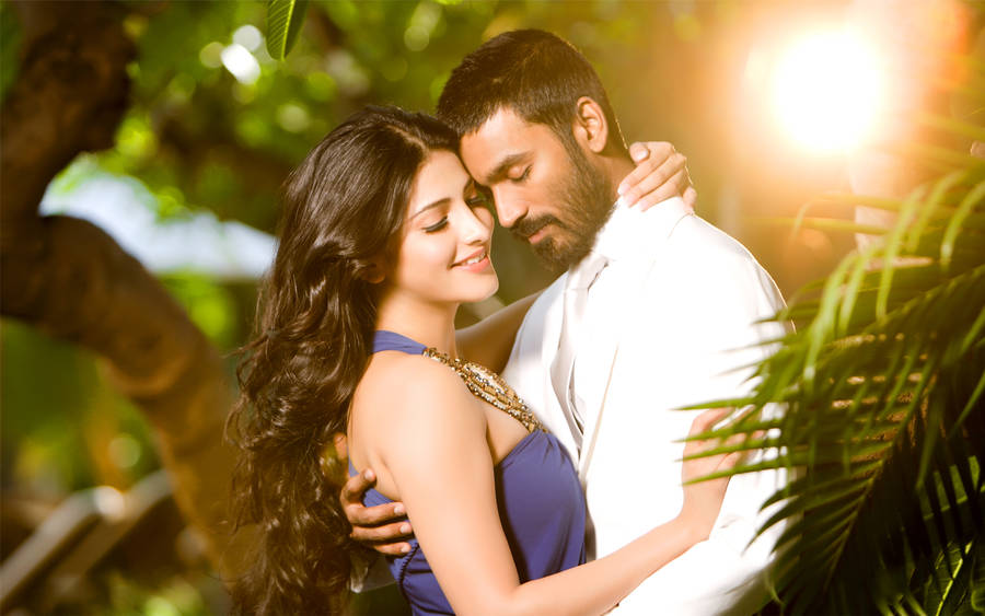 3 Moonu Movie Ram Janani Hugging Wallpaper