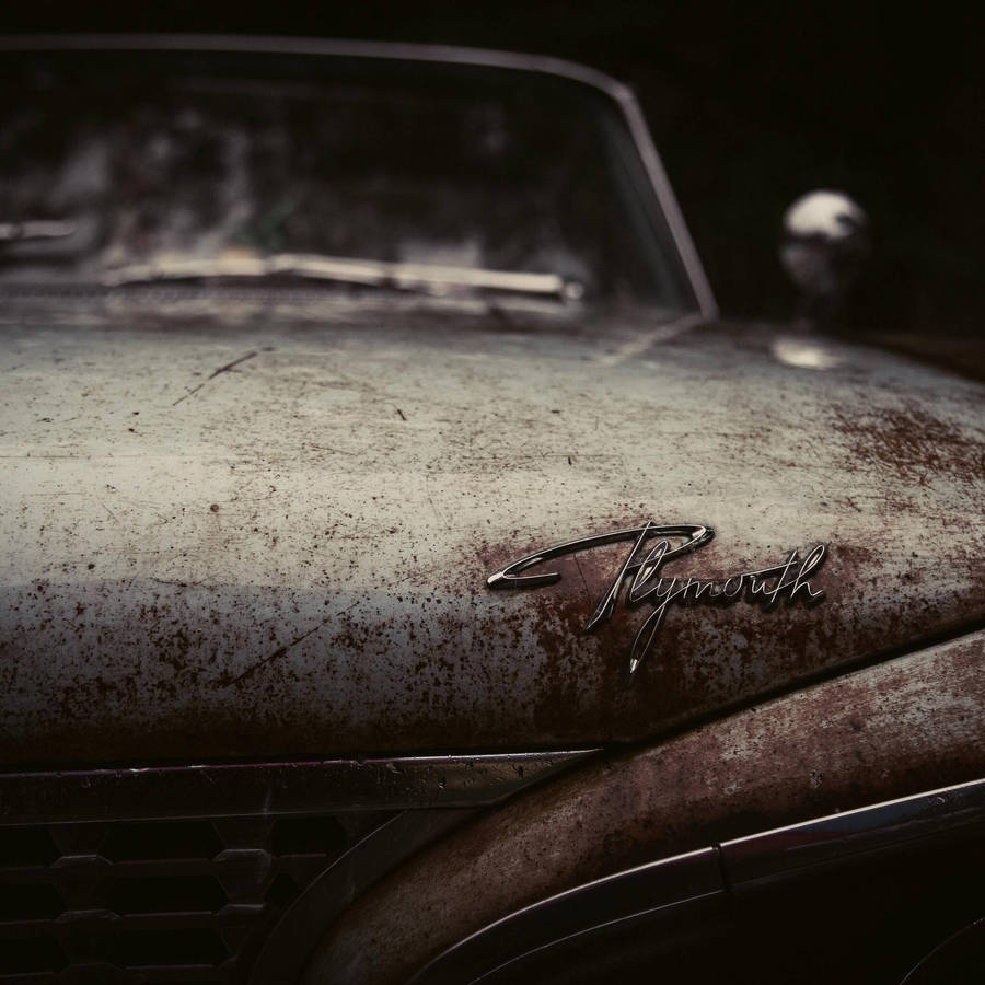 4k Plymouth Car Hood Close-up Wallpaper