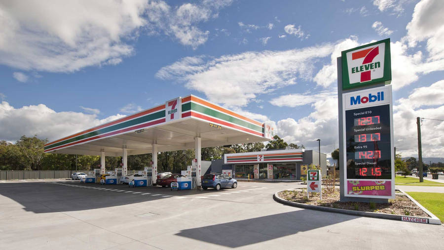 7 Eleven Mobil Station Wallpaper