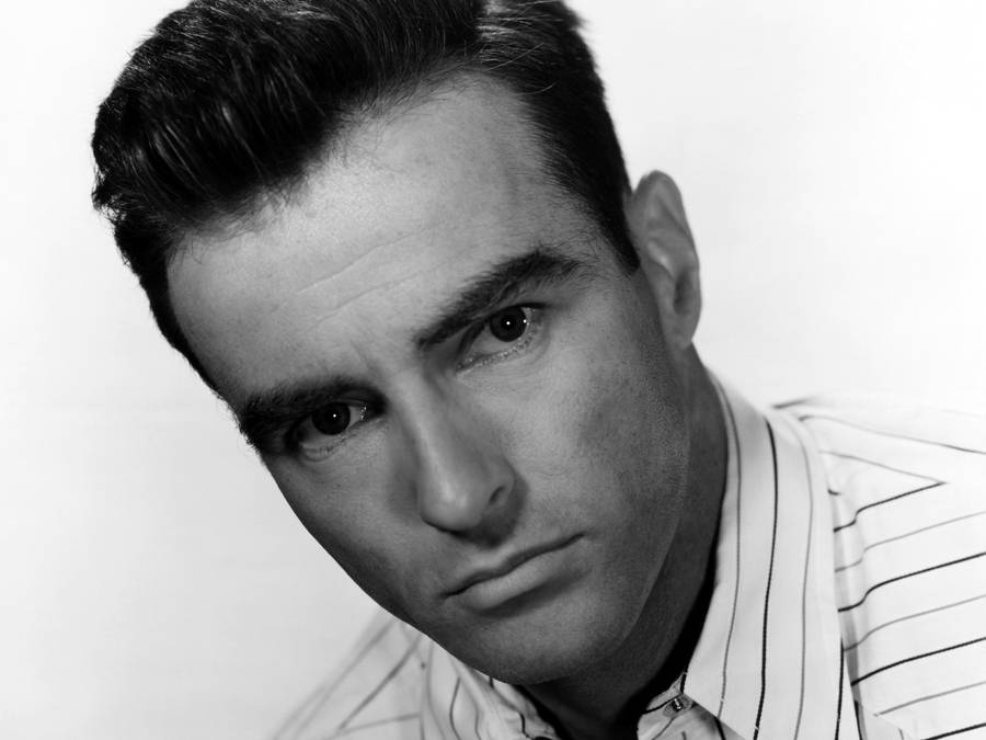 A Classic Hollywood Heartthrob - Montgomery Clift Wallpaper