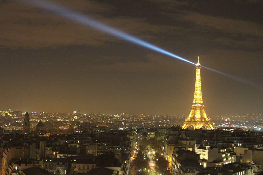 A Masterpiece Of Paris - The Eiffel Tower Wallpaper
