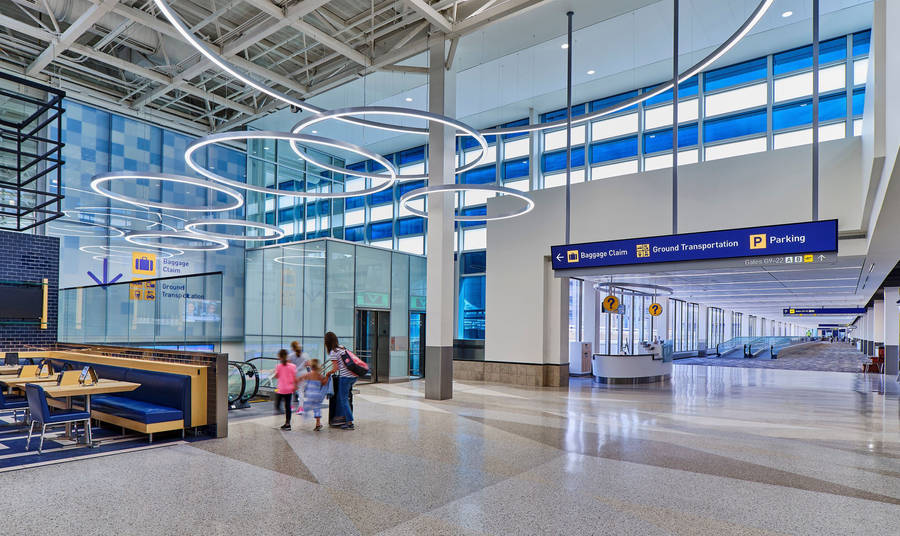 A Stunning View Of Minneapolis-saint Paul Airport Wallpaper