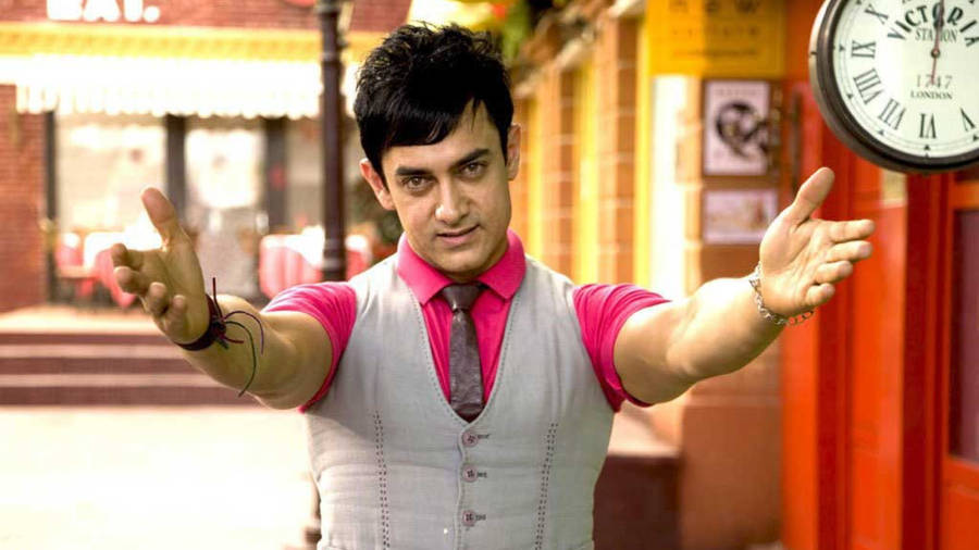 Aamir Khan Hot Pink Polo Shirt Wallpaper