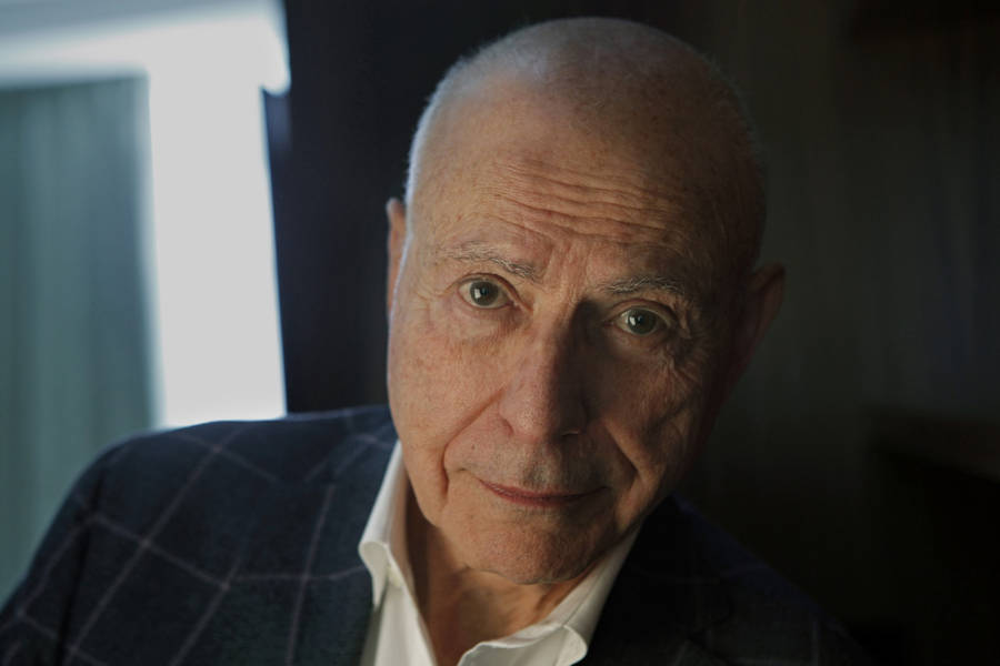 Acclaimed Actor Alan Arkin During Los Angeles Times Interview Wallpaper