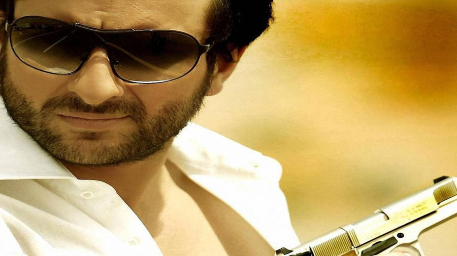 Action Star Saif Ali Khan Wallpaper