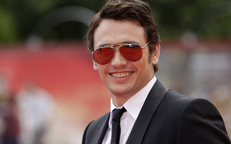 Actor James Franco Wearing Sunglasses Wallpaper