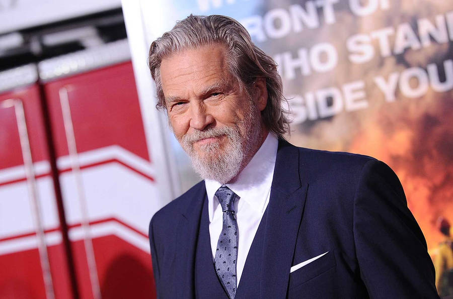 Actor Jeff Bridges In Dark Blue Tuxedo Wallpaper