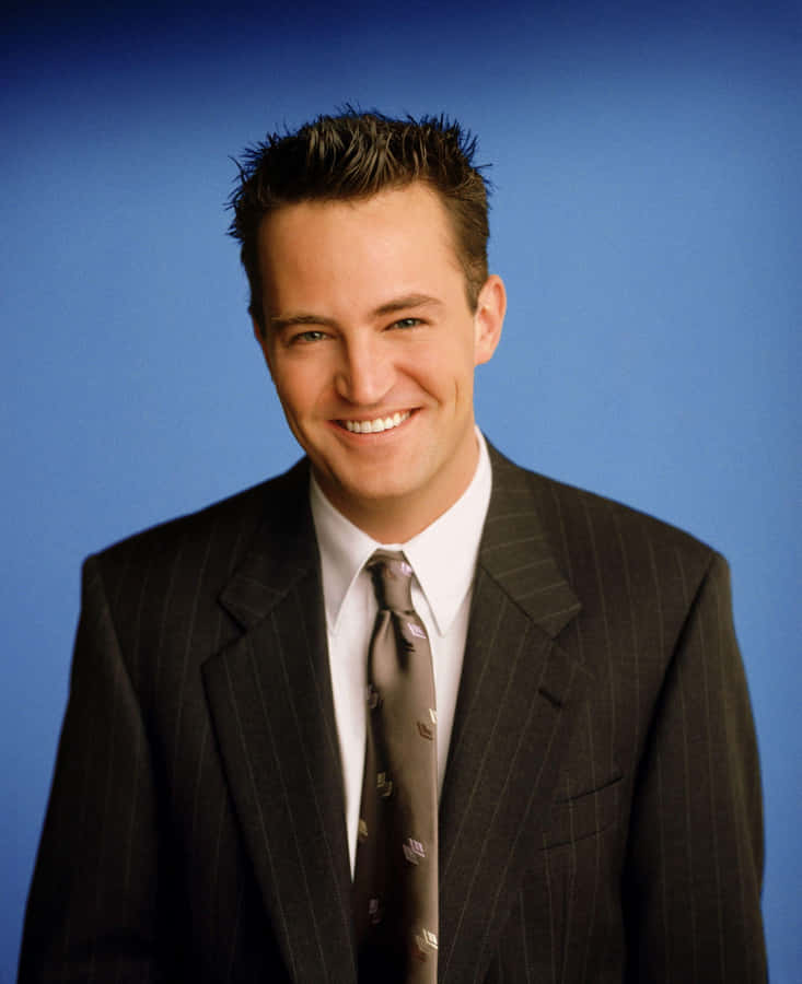 Actor Matthew Perry Takes A Break From Life In Hollywood Wallpaper