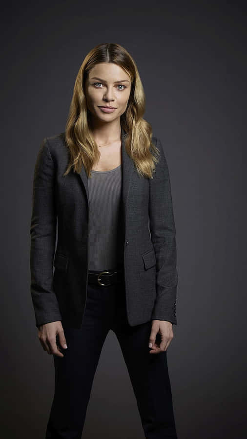 Actress Lauren German Poses At A Hollywood Event. Wallpaper
