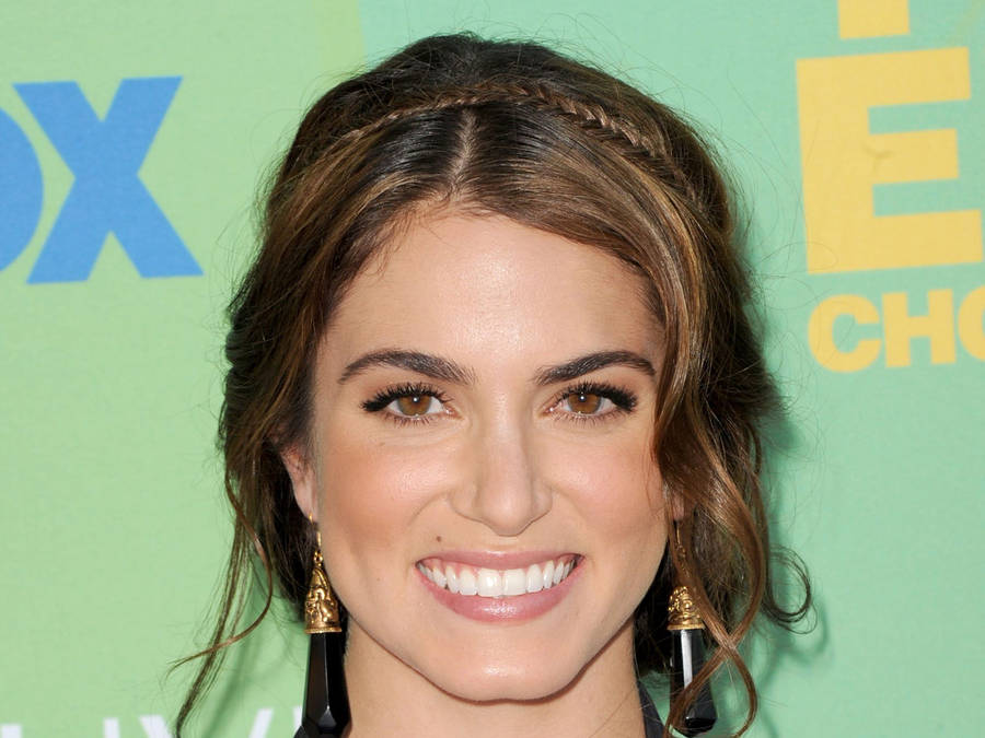 Actress Nikki Reed Teen Choice Awards Wallpaper