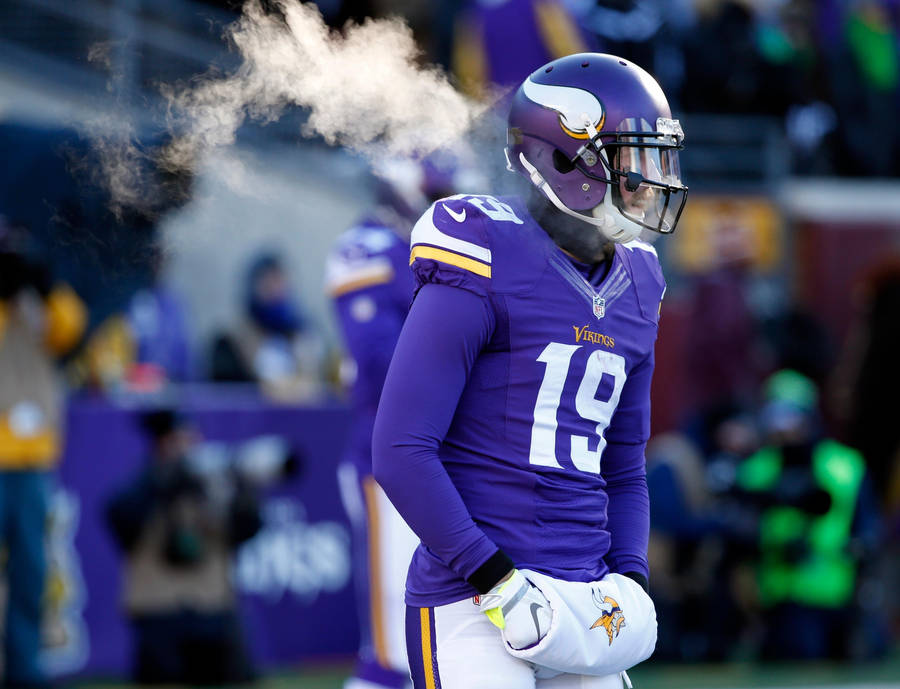 Adam Thielen Cold Football Game Wallpaper