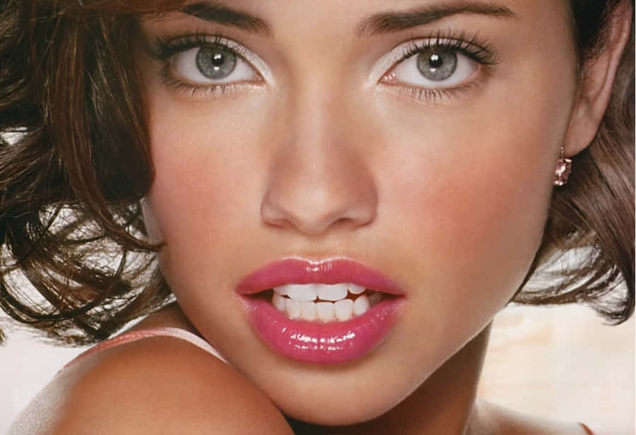 Adriana Lima Wallpaper Wallpaper