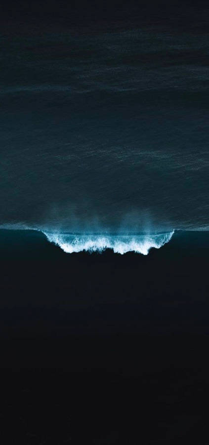 Aesthetic Blue Strong Wave Wallpaper