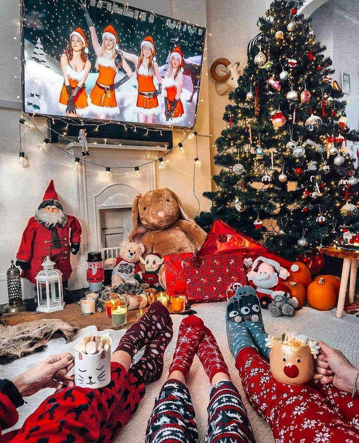 Aesthetic Christmas Pajamas Party Wallpaper