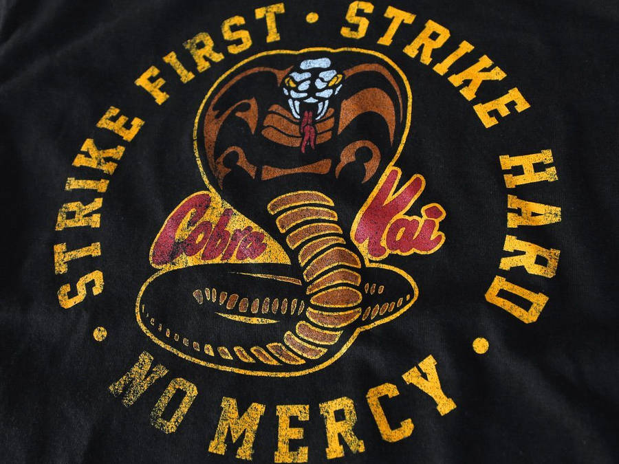 Aesthetic Cobra Kai Logo Wallpaper